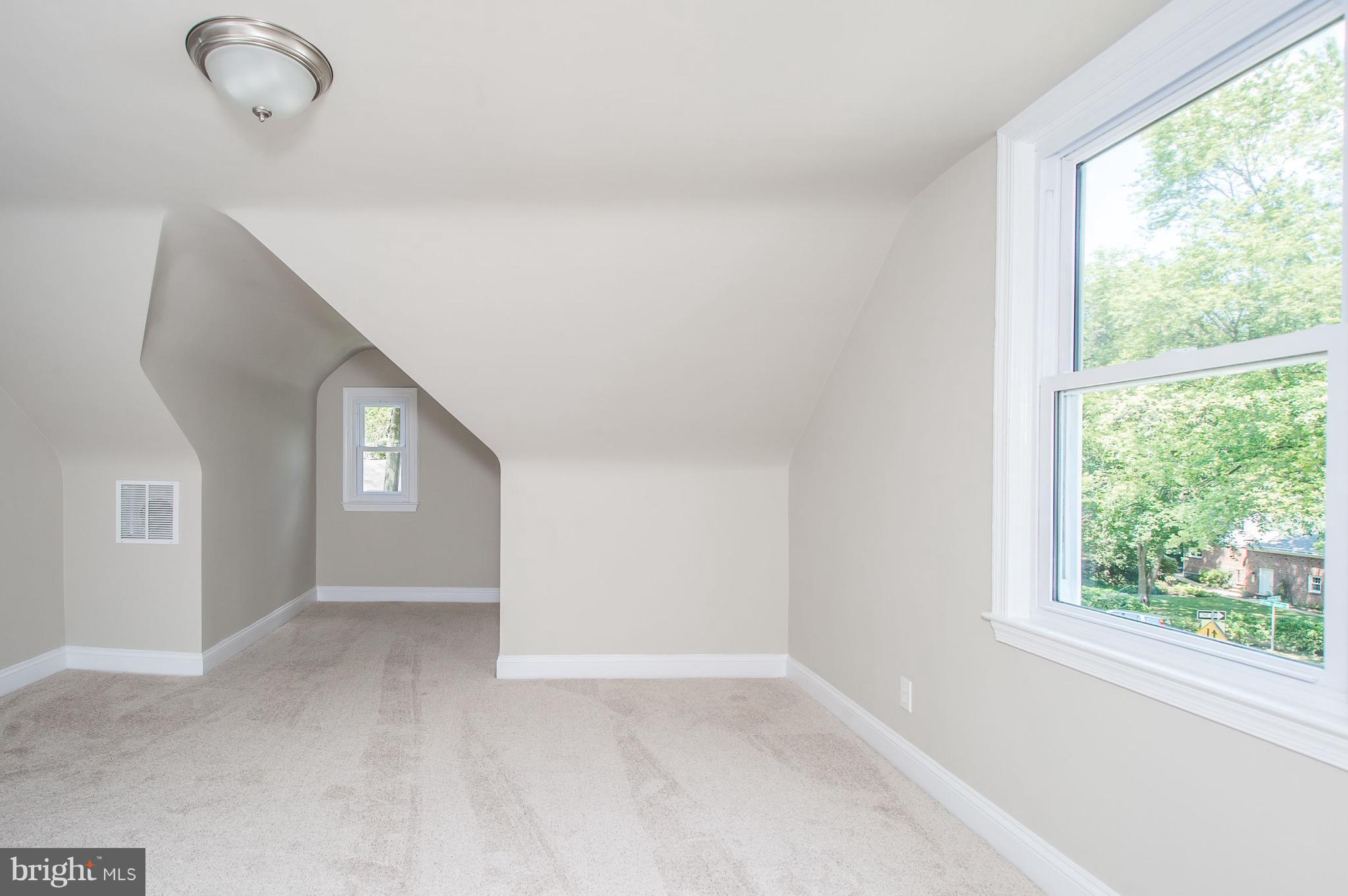 521 Brook Road Baltimore, MD 21286 - Photo 22 of 30 Bedroom