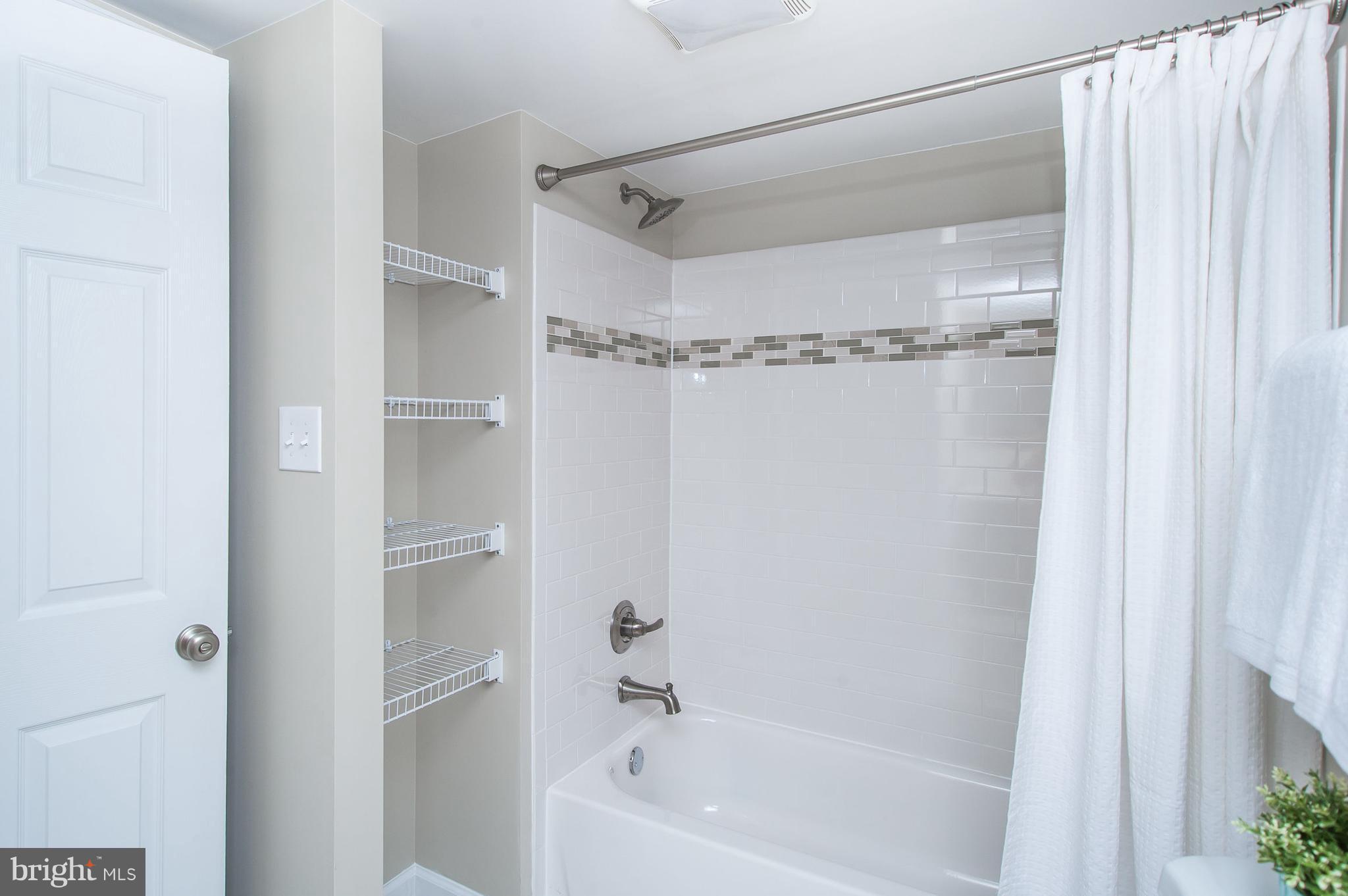 521 Brook Road Baltimore, MD 21286 - Photo 23 of 30 Bath