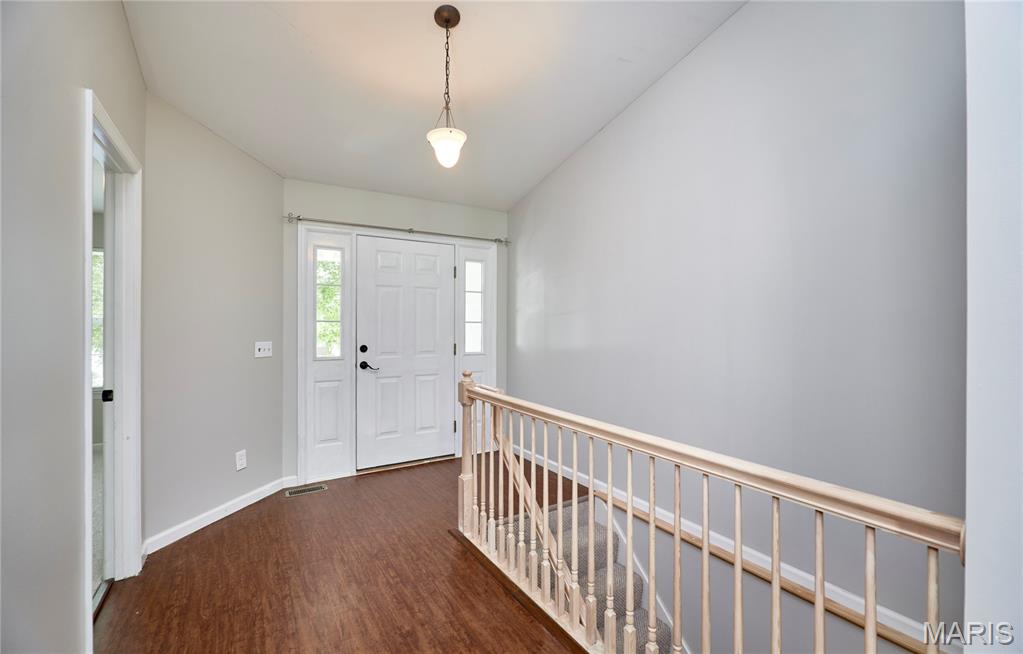8 Hill Ridge Court, Unit 4 St. Charles, MO 63303 - Photo 4 of 39