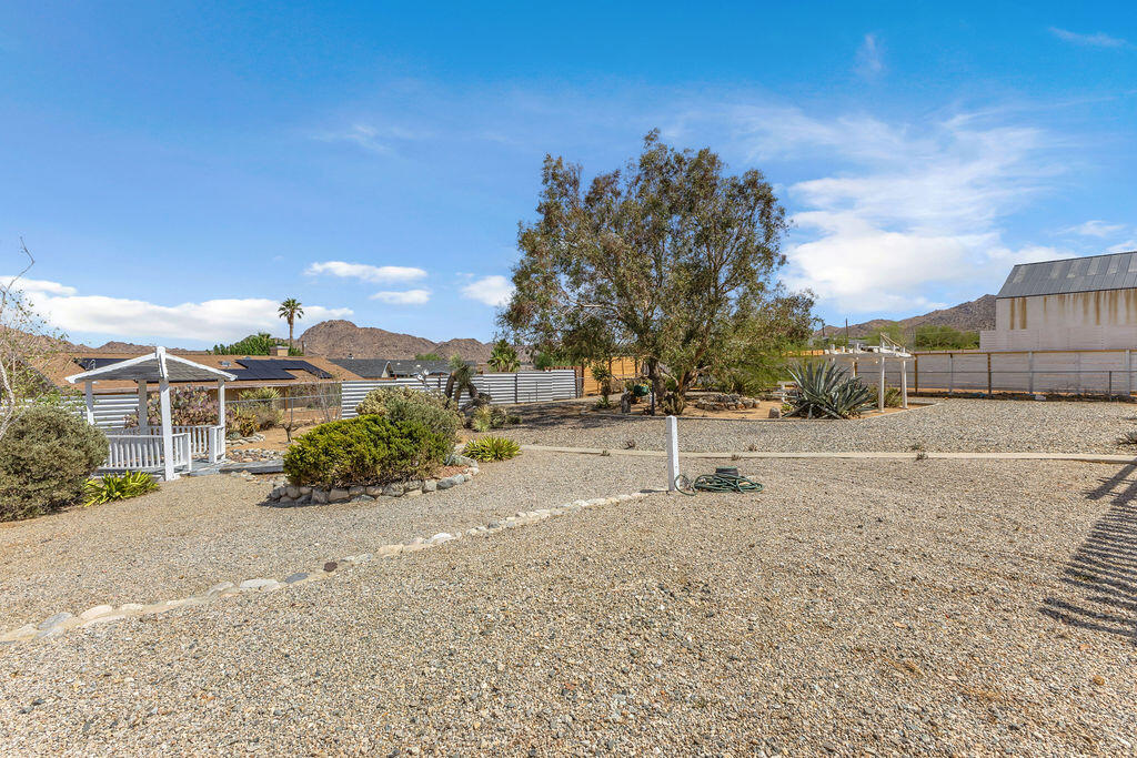 7815 Sunset Road Joshua Tree, CA 92252 - Photo 53 of 71 IMG_8666