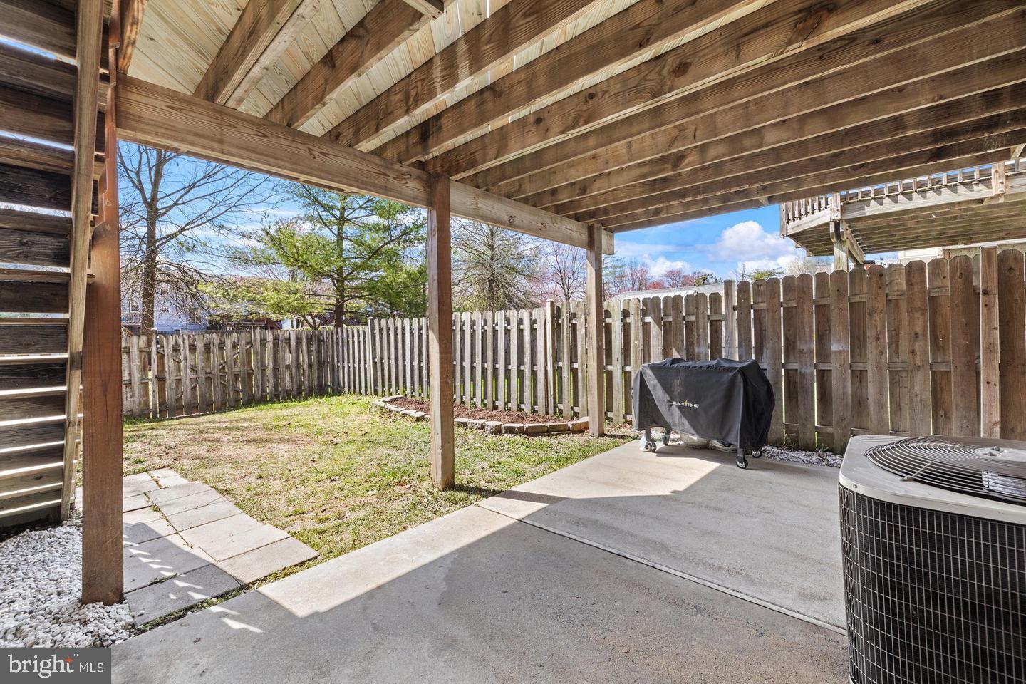 202 Mulberry Ridge Court Pasadena, MD 21122 - Photo 3 of 6