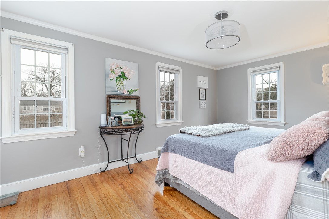 34 Dahlia Street Warwick, RI 02888 - Photo 17 of 39