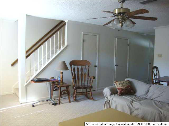 9849 Siegen Lane Baton Rouge, LA 70810 - Photo 4 of 10