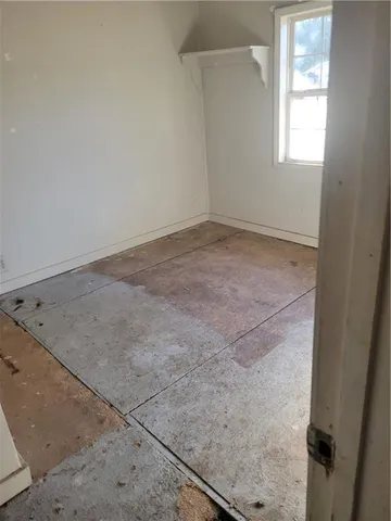 an empty room with a empty space