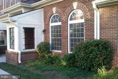 $2,750 | 4459 Beacon Grove Circle, Unit 704A, Fairfax, VA 22033