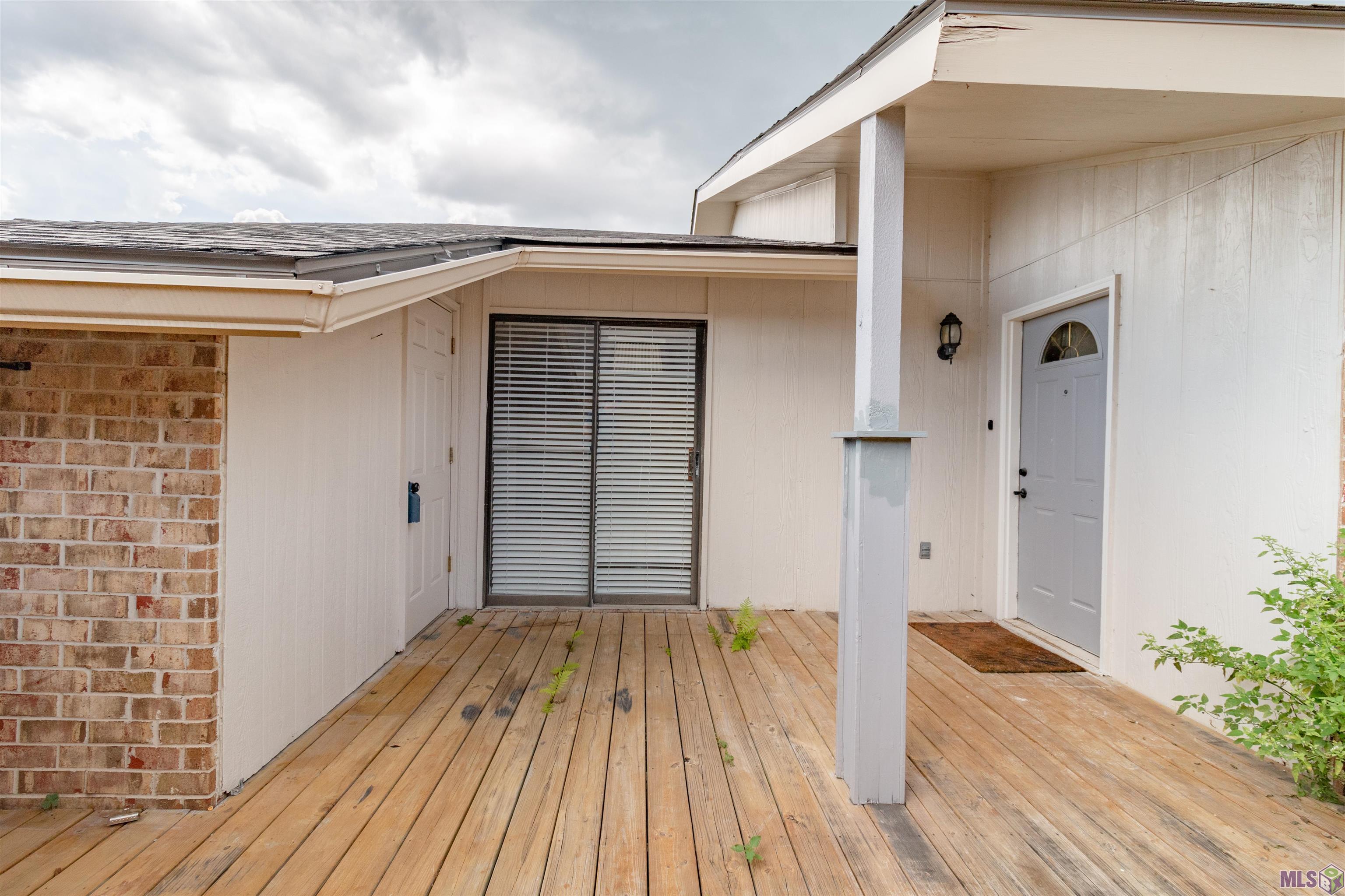 8049 Summa Avenue, Unit C Baton Rouge, LA 70809 - Photo 2 of 14