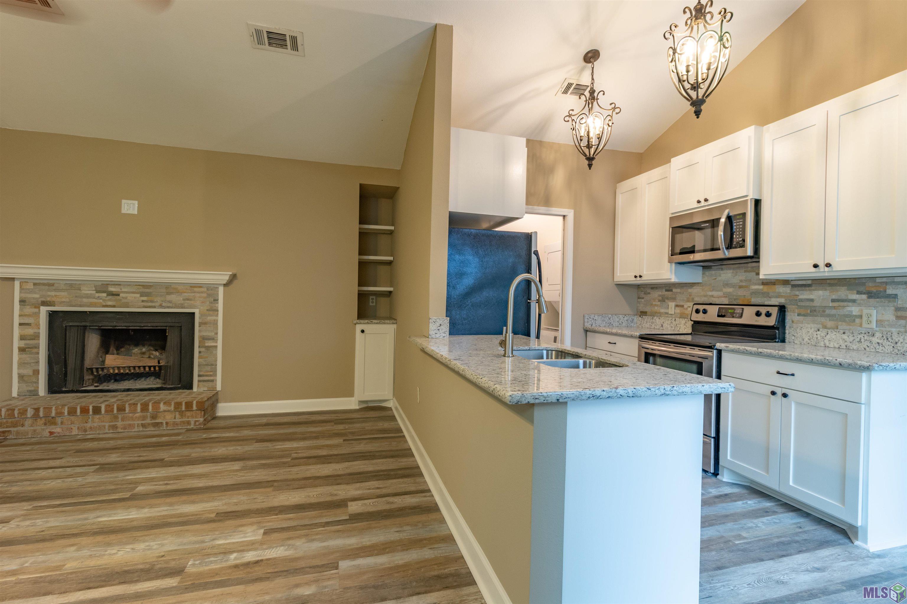 8049 Summa Avenue, Unit C Baton Rouge, LA 70809 - Photo 6 of 14