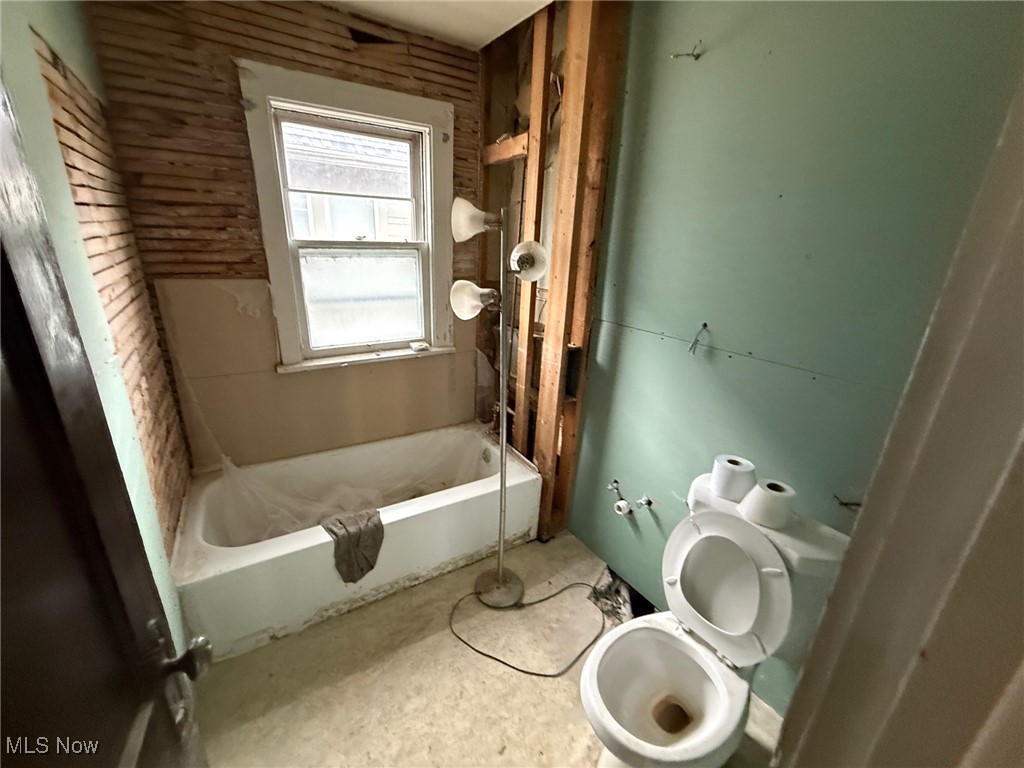 3638 Menlo Road Cleveland, OH 44120 - Photo 20 of 35