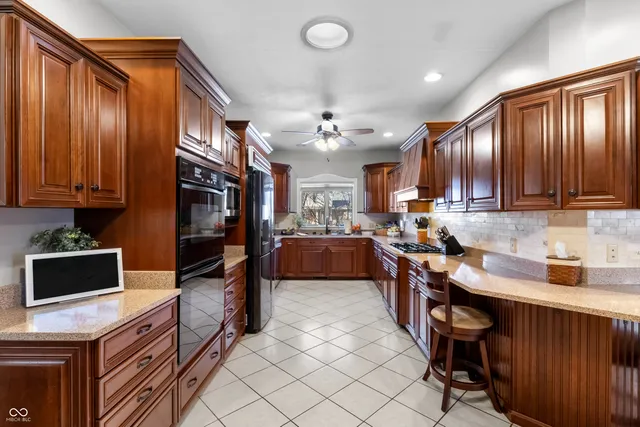 $425,000 | 3605 Saddle Drive, Columbus, IN 47203