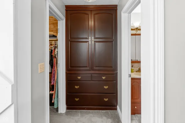 $425,000 | 3605 Saddle Drive, Columbus, IN 47203