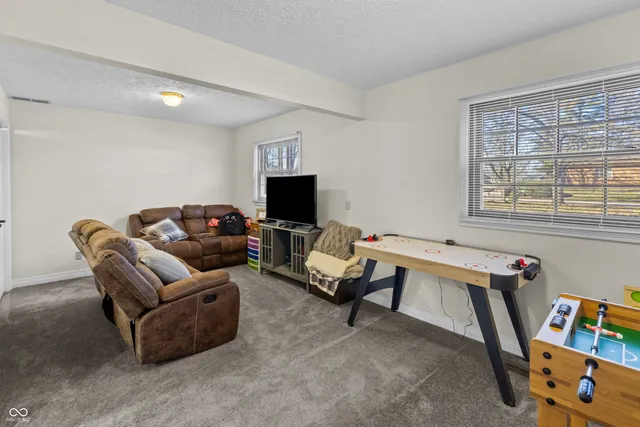 $425,000 | 3605 Saddle Drive, Columbus, IN 47203