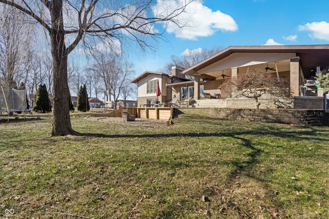 $425,000 | 3605 Saddle Drive, Columbus, IN 47203