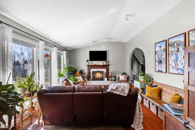 $425,000 | 3605 Saddle Drive, Columbus, IN 47203