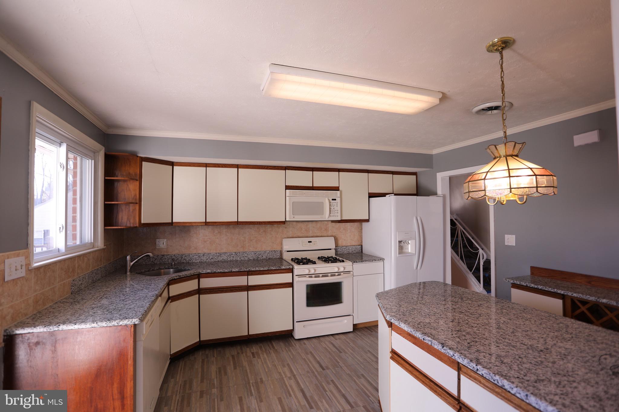 1443 Valley Forge Road Wayne, PA 19087 - Photo 29 of 42