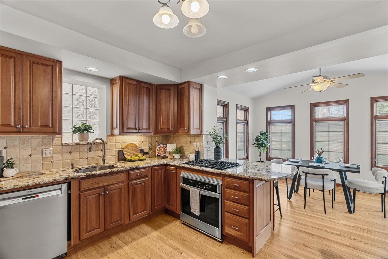 6467 Devonshire Avenue St. Louis, MO 63109 - Photo 21 of 49