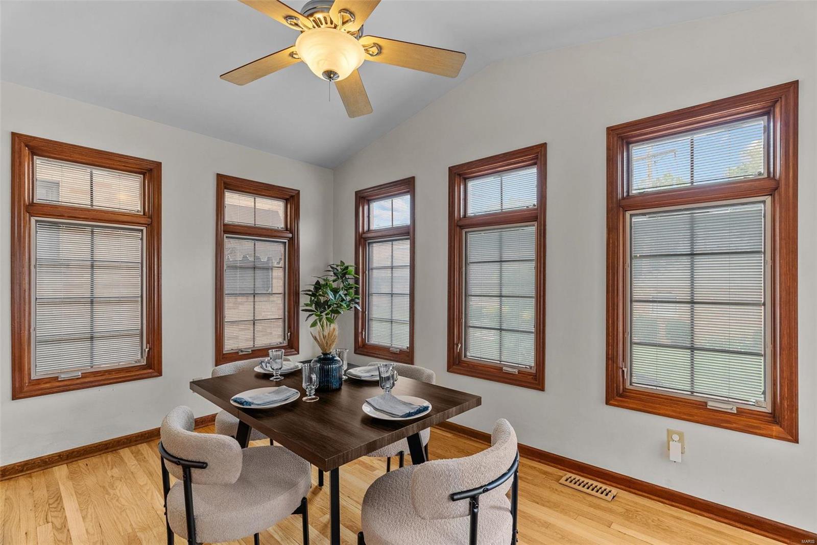 6467 Devonshire Avenue St. Louis, MO 63109 - Photo 25 of 49