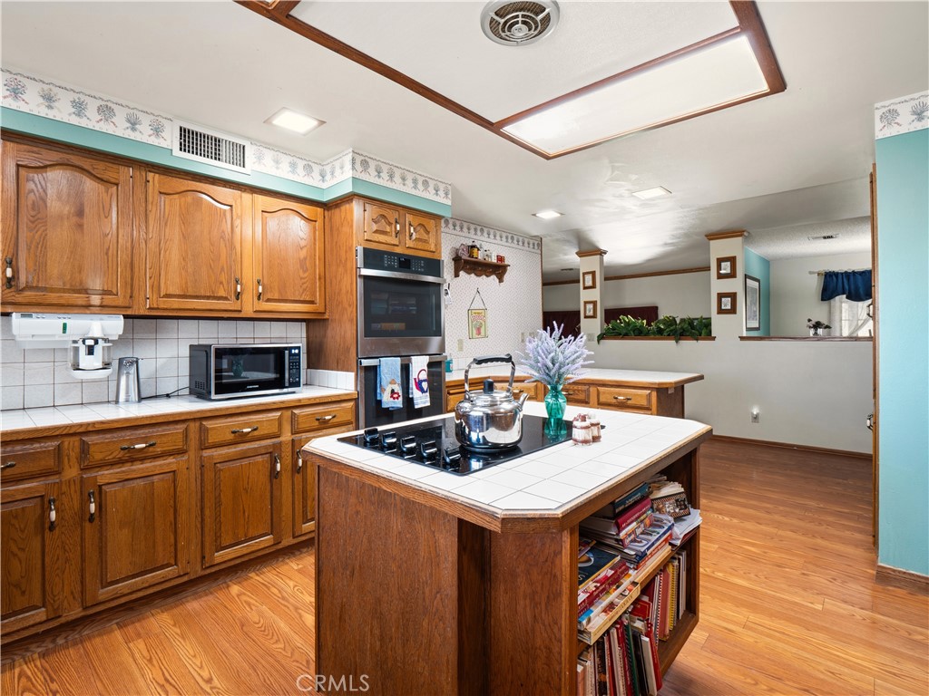 33805 Crown Valley Road Acton, CA 93510 - Photo 13 of 34