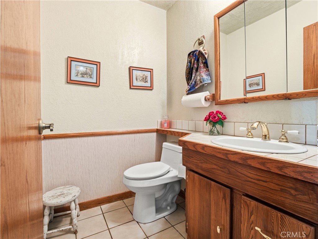 33805 Crown Valley Road Acton, CA 93510 - Photo 33 of 34 Bathroom 3