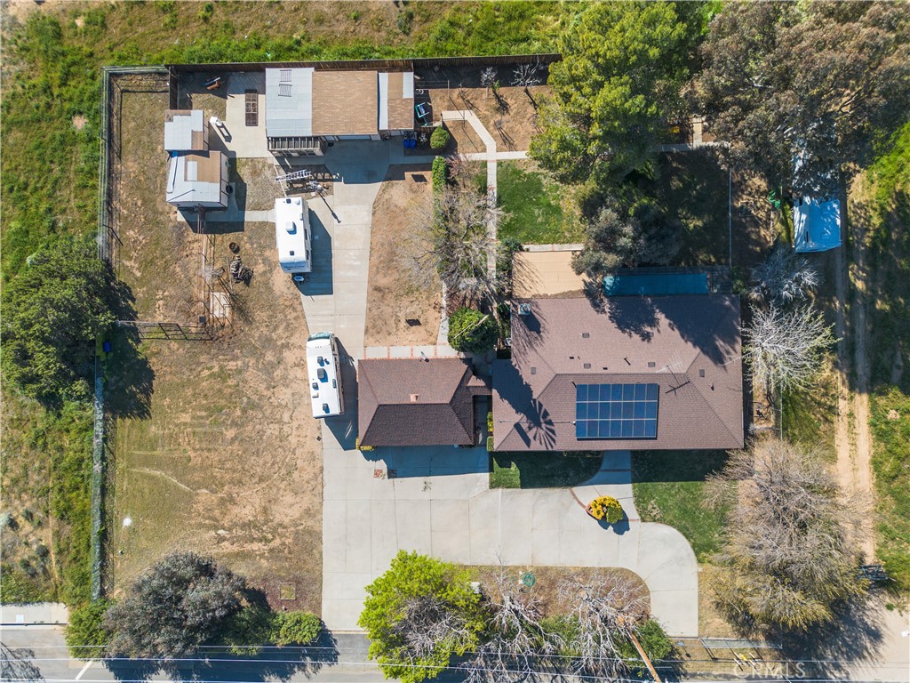 33805 Crown Valley Road Acton, CA 93510 - Photo 6 of 34