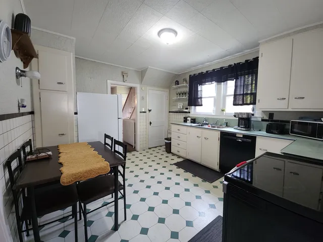 $240,000 | 182 Madison Avenue, Berlin, NH 03570