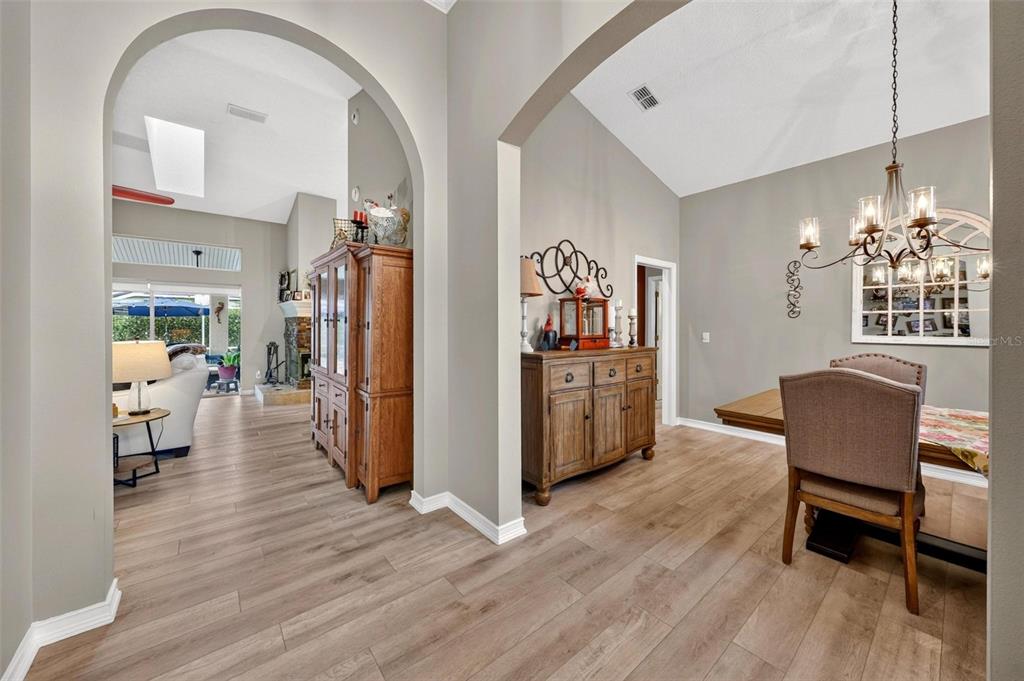 919 Ridge Spring Court Apopka, FL 32712 - Photo 9 of 92 Gallery Image 9