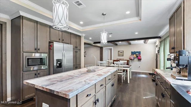 $244,900 | 349 Lake Harbor Road, Brandon, MS 39047