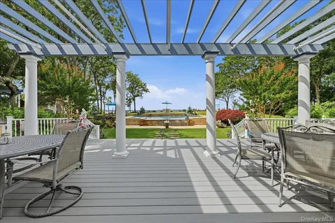 $5,100,000 | 14 Woodcock Lane, Old Field, NY 11733