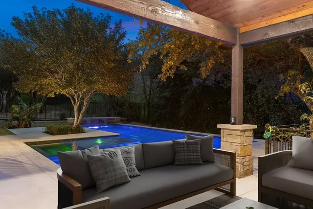 $1,250,000 | 302 Duffy Lane, Lakeway, TX 78738