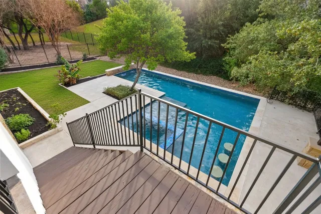 $1,250,000 | 302 Duffy Lane, Lakeway, TX 78738