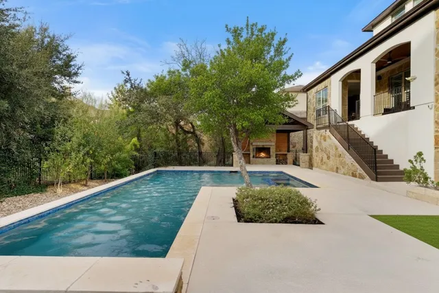 $1,250,000 | 302 Duffy Lane, Lakeway, TX 78738