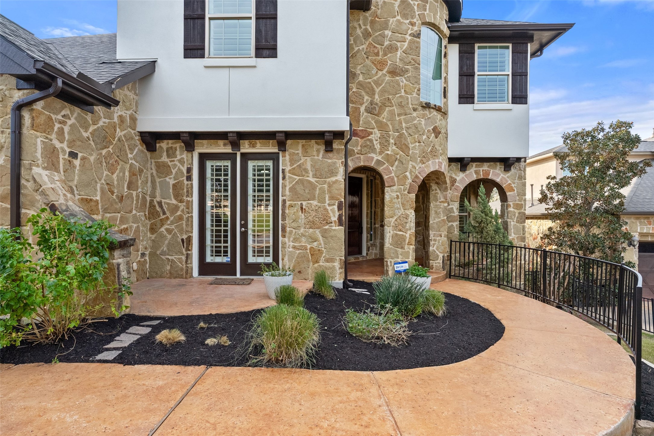 302 Duffy Lane Lakeway, TX 78738 - Photo 24 of 40