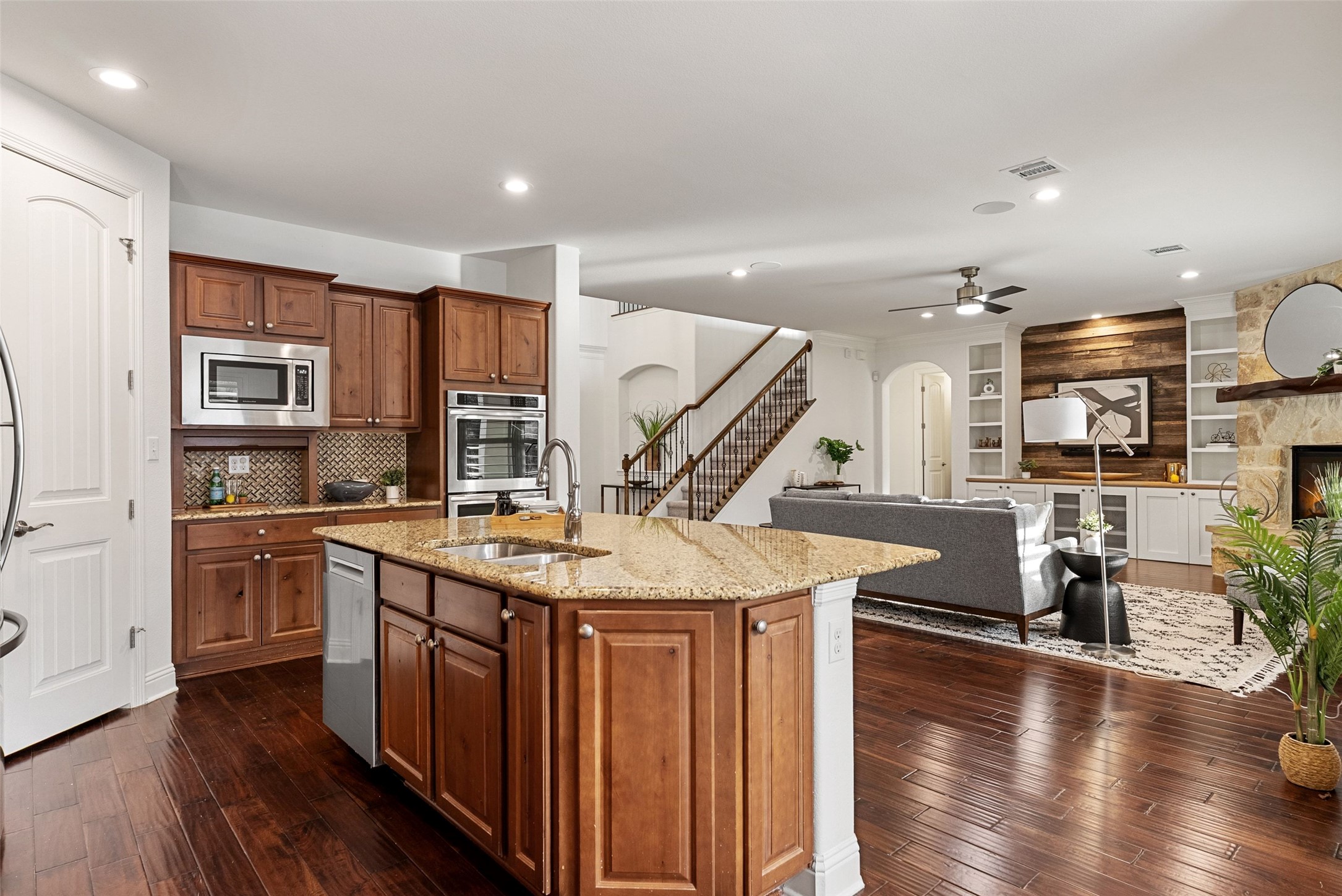 302 Duffy Lane Lakeway, TX 78738 - Photo 34 of 40