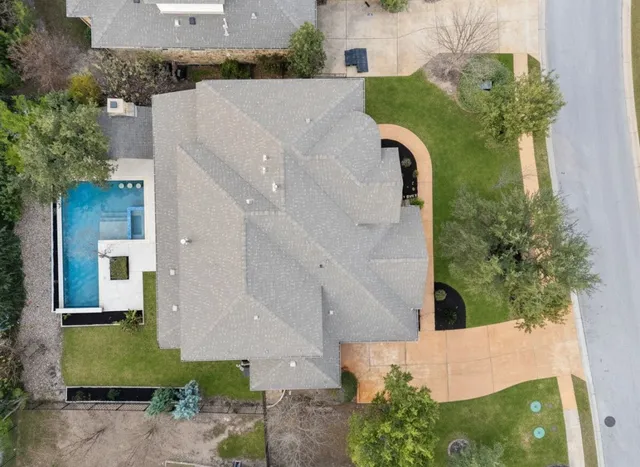 $1,250,000 | 302 Duffy Lane, Lakeway, TX 78738