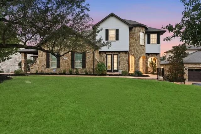 $1,250,000 | 302 Duffy Lane, Lakeway, TX 78738