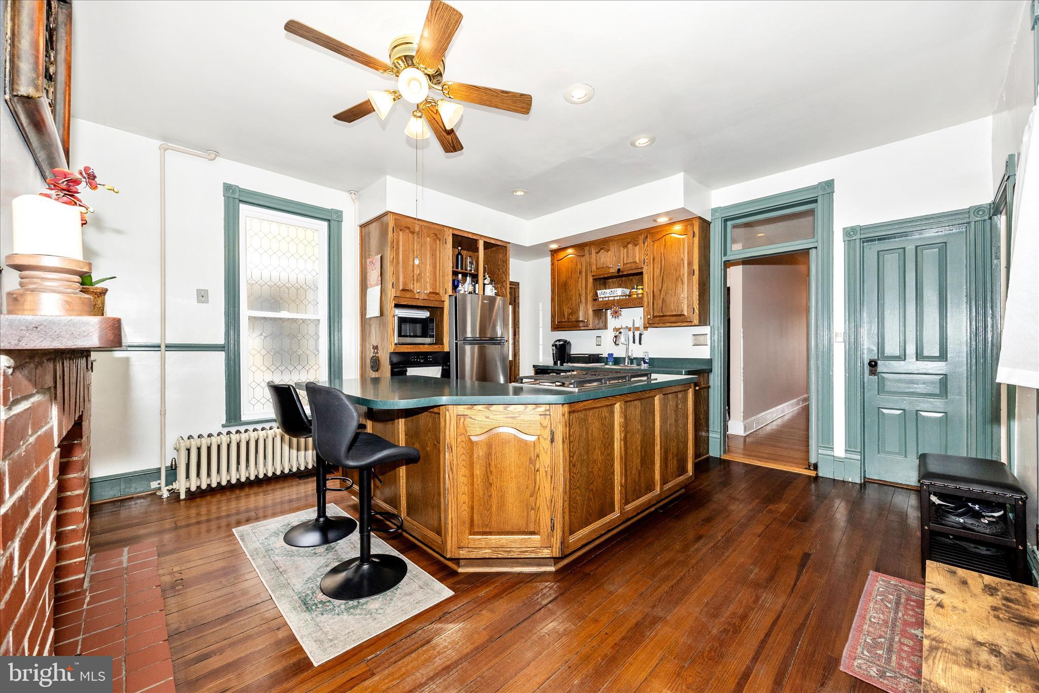 124 East Main Street Middletown, MD 21769 - Photo 17 of 58 Kitchen