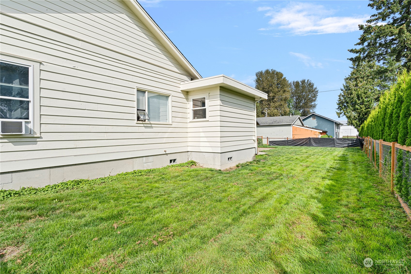 406 Cleveland Sumas, WA 98295 - Photo 28 of 33 a view of a house with backyard and sitting area