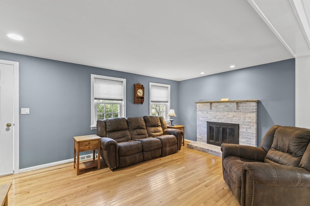 12 Partridge Lane Mansfield, MA 02048 - Photo 11 of 42
