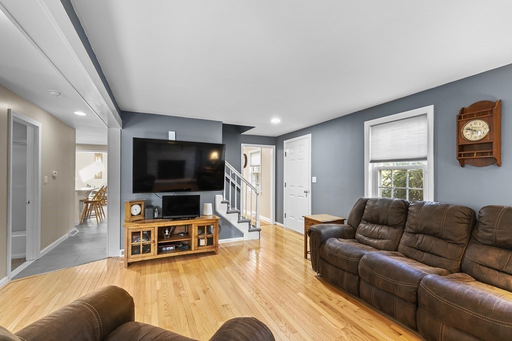 12 Partridge Lane Mansfield, MA 02048 - Photo 14 of 42