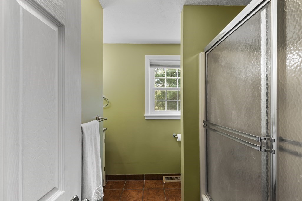 12 Partridge Lane Mansfield, MA 02048 - Photo 27 of 42