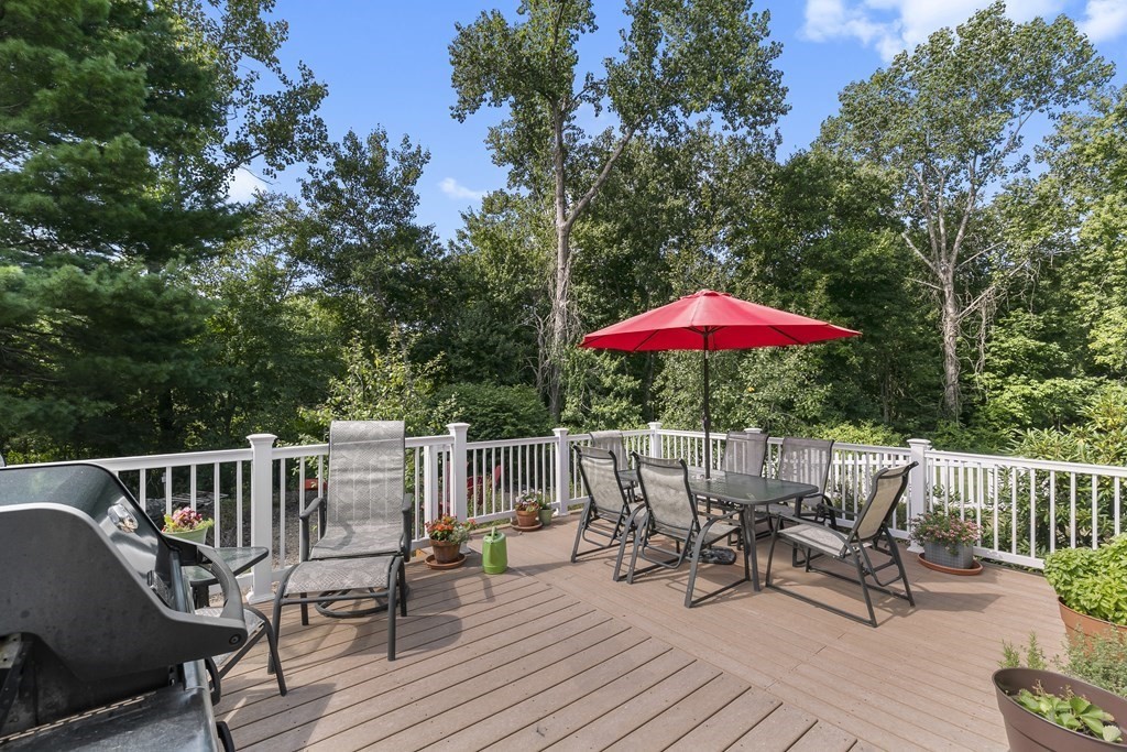 12 Partridge Lane Mansfield, MA 02048 - Photo 6 of 42
