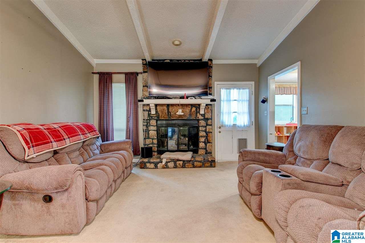 230 Valley Circle Pinson, AL 35126 - Photo 6 of 32