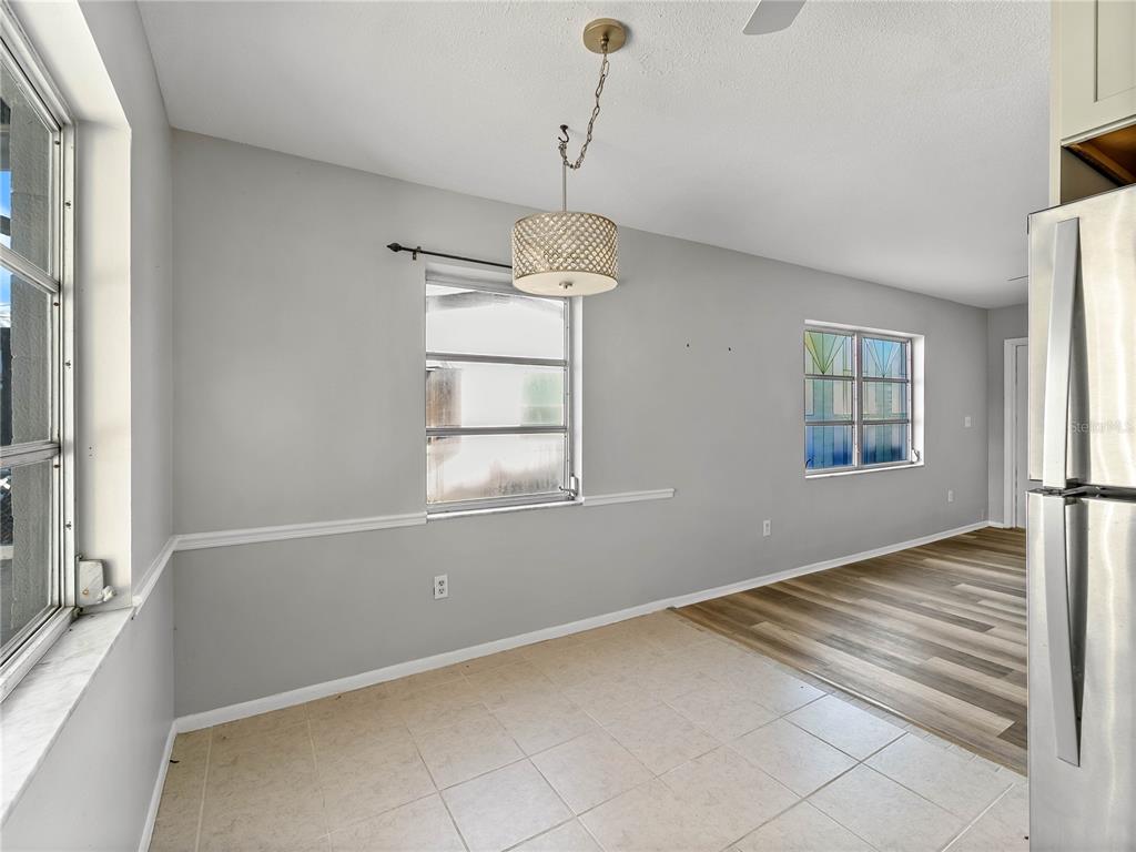 920 Myrtle Avenue Venice, FL 34285 - Photo 10 of 25