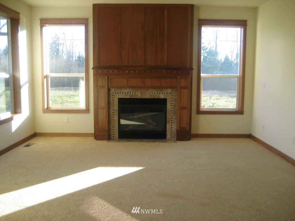 7010 Samish Heights Road Bow, WA 98232 - Photo 4 of 22 Gallery Image 4