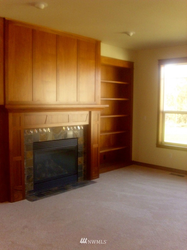 7010 Samish Heights Road Bow, WA 98232 - Photo 8 of 22 Gallery Image 8