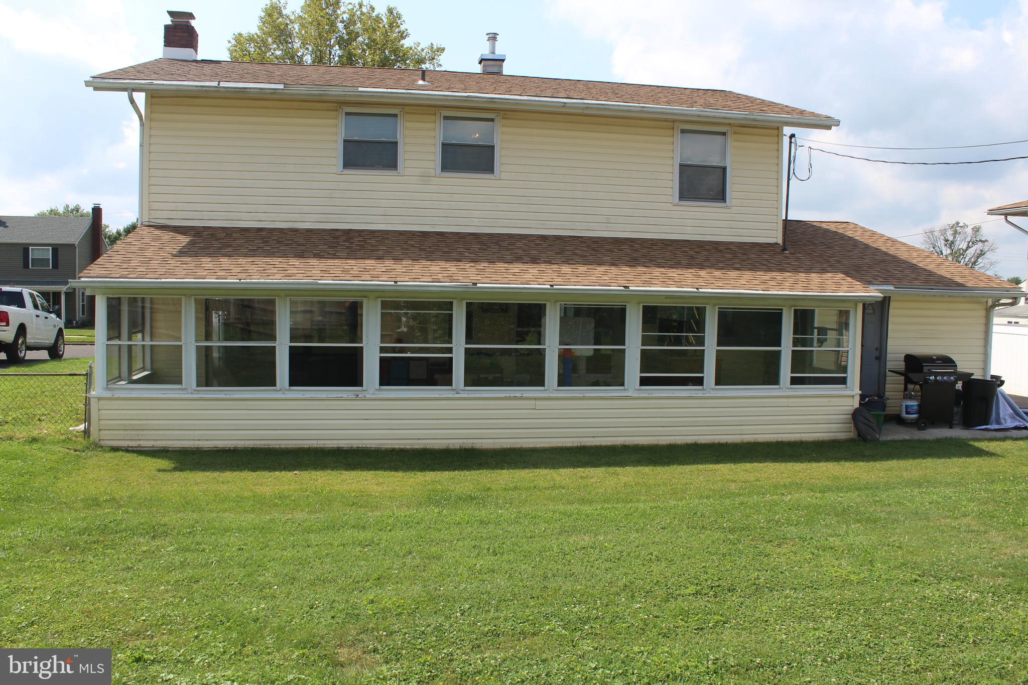 27 Tweed Road Levittown, PA 19056 - Photo 16 of 17