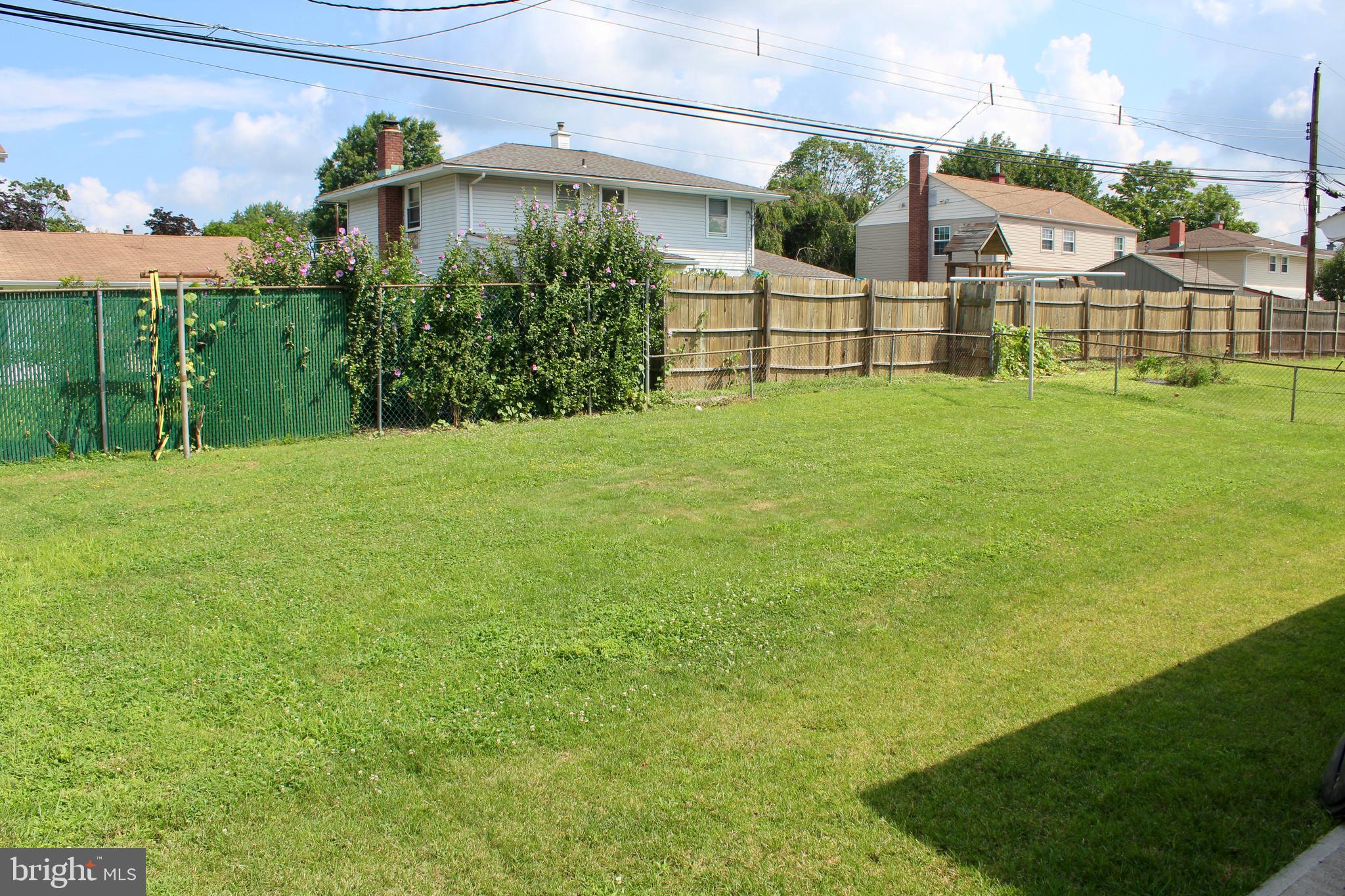 27 Tweed Road Levittown, PA 19056 - Photo 17 of 17