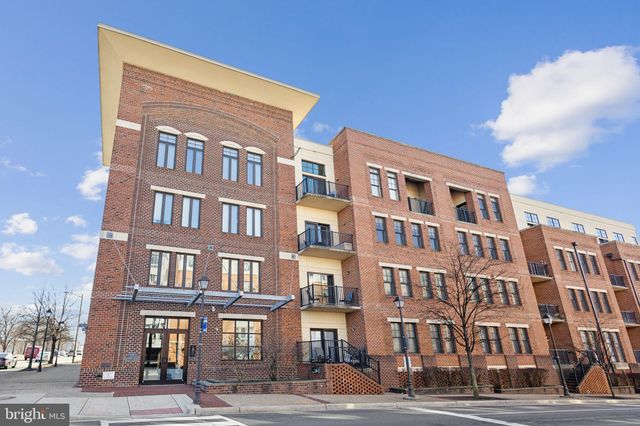 $535,000 | 181 East Reed Avenue, Unit 208, Alexandria, VA 22305