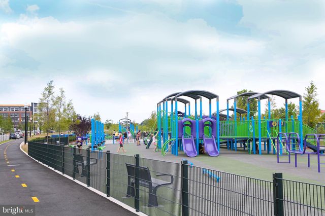 $535,000 | 181 East Reed Avenue, Unit 208, Alexandria, VA 22305