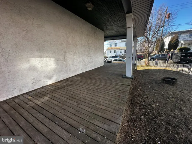 a view of outdoor space