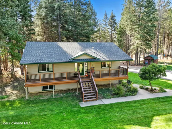 $769,900 | 5100 West Golden Avenue, Rathdrum, ID 83858